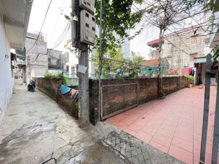 Cần bán mảnh đất tại phố Bắc Cầu 87m2 giá 5,9 tỷ