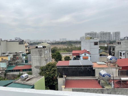 Bán nhà Phúc Lợi ô tô thang máy 6,5 tỷ có thương lượng