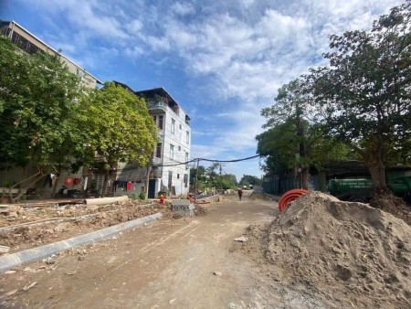 ️Bán mảnh đất hiếm - Thanh Am 50m2 - 5tỷ tròn ngõ oto đỗ ngày đêm, có tiền không mua mất đừng tiếc