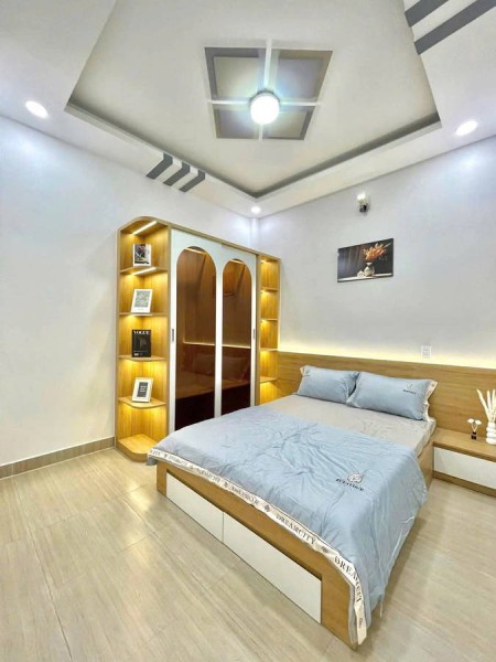 Bán gấp nhà Phạm Văn Chiêu Gò Vấp MT rộng DT 40m2 x 2 tầng - giá chỉ 4.5 tỷ. Tặng full nội