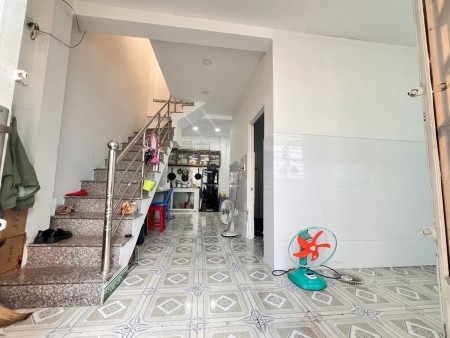 Ngay UBND phường Trường Thọ - 2 Tầng BTCT – 40M2 - Ngang 5M - Chỉ 2.85 tỷ