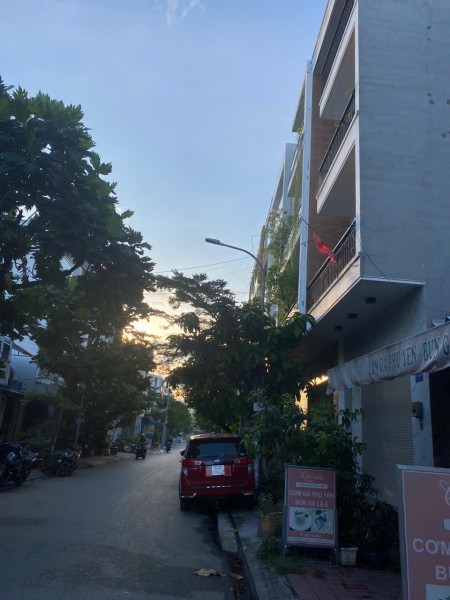 Đi đến slide 7