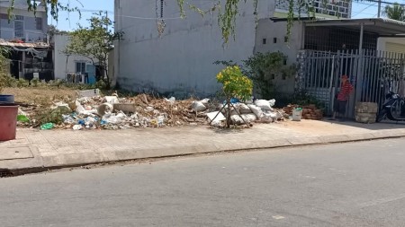 Bán 2 nền khu kinh doanh sầm uất liền kề chợ, khu công nghiệp, full thổ
