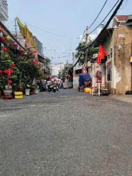Bán nhà 68m2 (4,1X17m) - 3 mặt tiền kinh doanh - Khu Trường Chinh