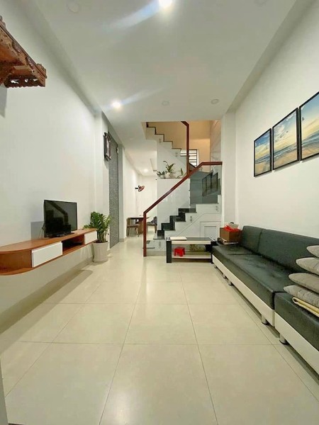 Kẹt tiền ngân hàng bán nhanh nhà đường Ung Văn Khiêm, Bình Thạnh, 54m2, 2 tỷ 560 triệu,