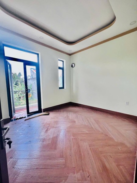 Đối diện Đông Tăng Long, Long Trường, Q9 - 3 lầu hoàn công - 60m² chỉ nhỉnh ít 5 tỷ