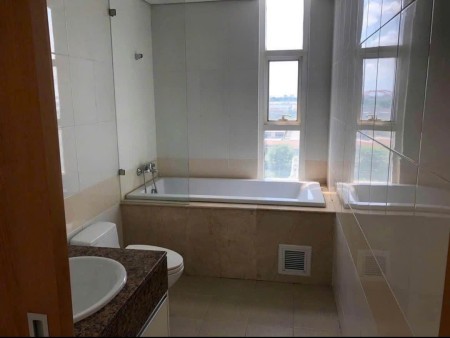 Chung cư PN Techcons,Hoa sứ, Phú NHuận: 115m2, 3p ngủ, 2wc, 19tr/tháng.