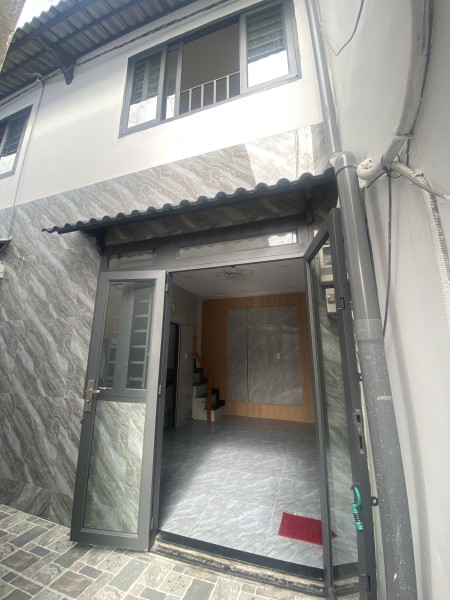 Nhà mini mới xây 2 phòng ngủ đường Lê Văn Khương Quận 12