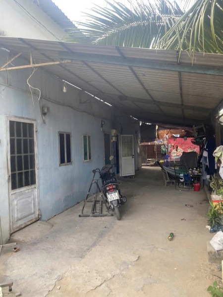 BÁN GẤP TRONG TUẦN. Dãy Trọ thu nhập 12tr/tháng. Giảm 700tr từ 2,2 tỷ chỉ còn 1,5 tỷ.