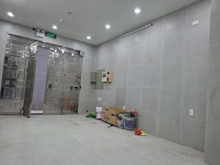Nhà hiện đại hộ gia đình thang máy Xuân Đỉnh 45m2 giá 4,8 tr/th