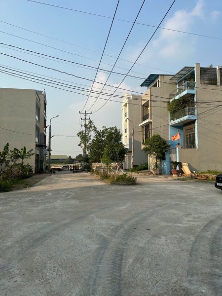 Đấu giá X1 Nguyên Khuê - Đường 3 ô tô tránh vỉa hè - Tiện ích bạt ngàn, diện tích 80M2