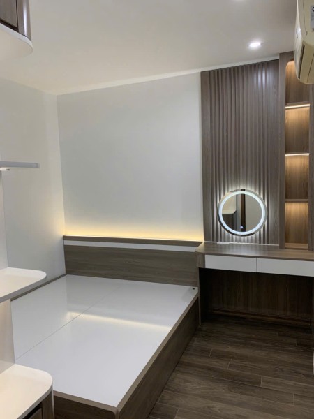 Đi đến slide 2