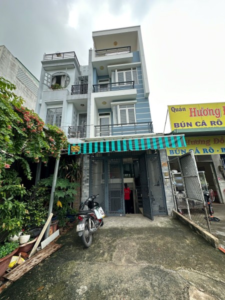 HOT HOT - Giá rẻ bất ngờ !!Cho thuê văn phòng làm việc Tầng 2