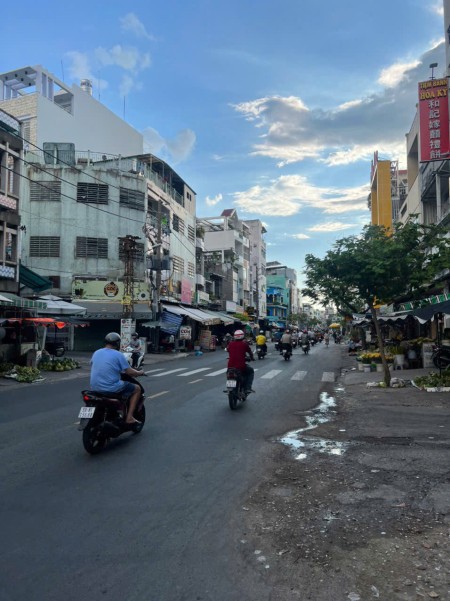 Đi đến slide 8