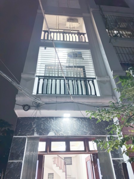 Bán nhà Tứ Hiệp, Thanh Trì, ô tô đỗ cổng, full nội thất
