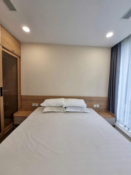 CCCC Republic Plaza, 18E Cộng Hoà, p4, TB, 55m2, 1PN, 13tr5/tháng.