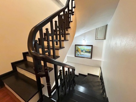 Mặt phố kinh doanh sầm uất - Trung tâm Quận Hoàng Mai - Diện tích 45m² - 5 tầng - Nhỉnh 9 tỷ