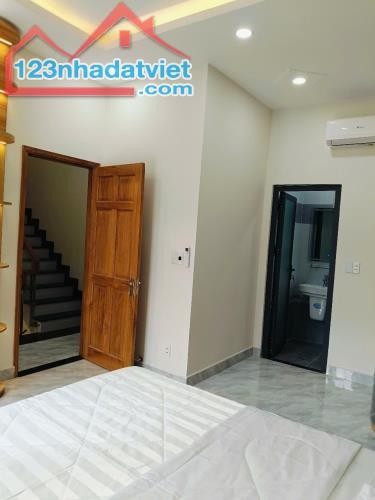 Đi đến slide 4