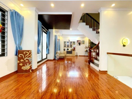 Hiếm – Nhà đẹp Khương Đình, không gian tiện nghi, nội thất đẳng cấp, 45m2 x 5 tầng, 9 tỷ