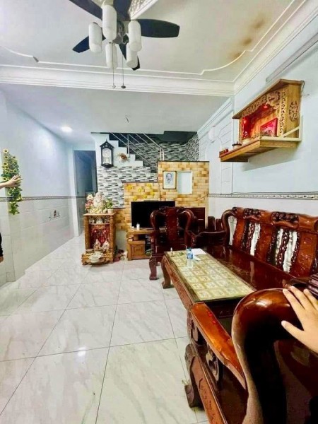 Chị Long bán Mặt tiền kinh doanh Hậu Giang Q.6 - 120m2 - 4x30 - Chỉ 17,8 tỷ TL