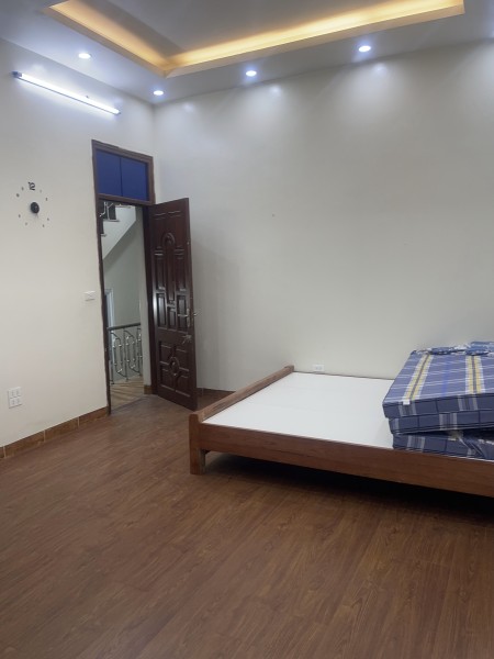 Chính chủ cho thuê nhà 4 tầng - Full đồ - Khu vực trần cung