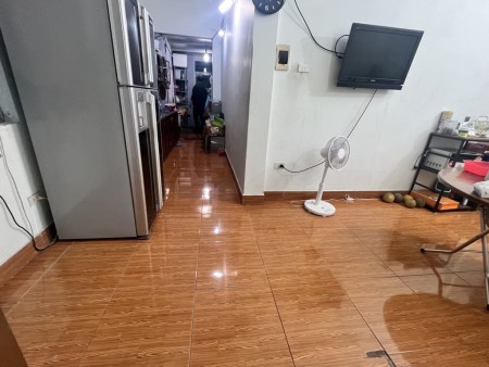Bán nhà mặt ngõ 68 Cầu Giấy oto tránh giá 310tr/m2