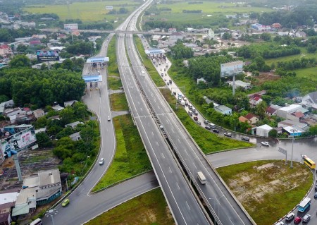 Cần bán đất gần trung tâm thị trấn Định Quán, Đồng Nai
