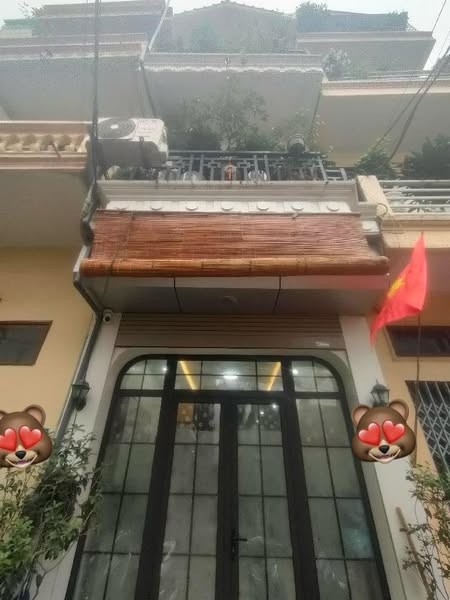 Bán nhà Ngọc Thụy, dân xây, 43m² - Chỉ 9.5 tỷ