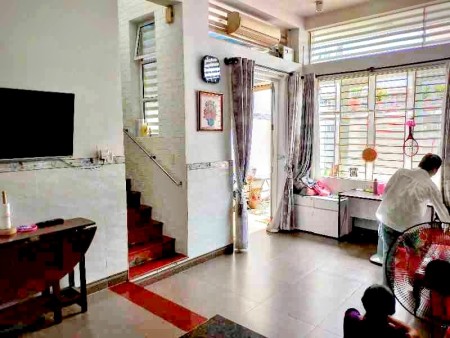 Nhà Hẻm oto, Đông Hưng Thuận Q12, 10 phút tới Sân Bay TSN, 80m2(6.5x12.3), Nhỉnh 5 Tỷ