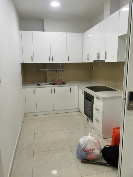 Chung cư Nguyễn Phúc Nguyên, Quận 3: 81m2, 2p ngủ, 2wc, 14tr/th