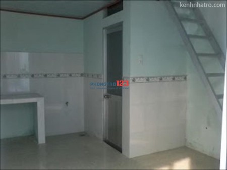 Phòng trọ 20m2 có gác đường 58 Q9 cách CĐ Kinh tế Đối ngoại 500M