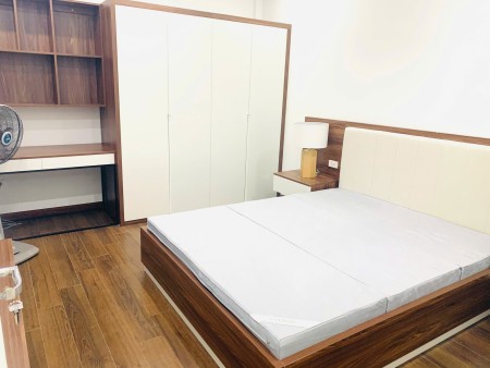 Chính chủ cho thuê căn hộ mới tinh 100%, full đồ