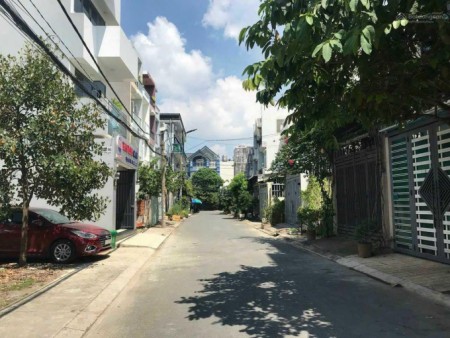 Bán đất tặng nhà, diện tích sử dụng 160m², hẻm nhựa, xe hơi vào tận nhà.