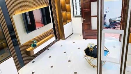 Nhà mới 5 tầng tại Hoài Đức - 3 bước ra phố - Tiện ích vượt trội - Giá 5.55 tỷ