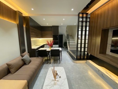 Bán nhà 5 tầng mới - Cầu Am, trung tâm Hà Đông - Tiện ích đầy đủ
