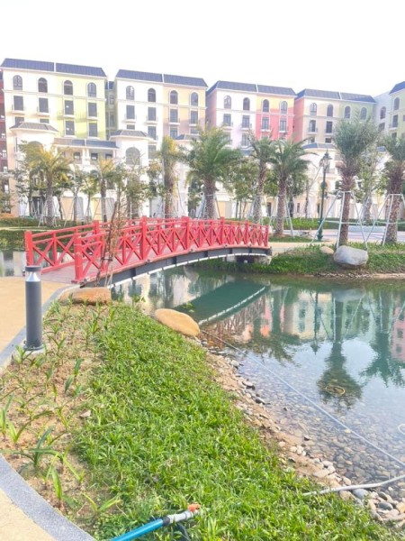 Đi đến slide 2