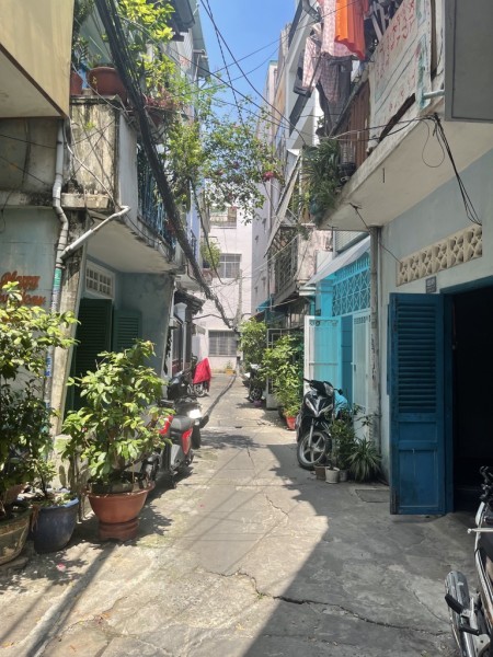 Trung tâm Phú Nhuận - Nhà 4 tầng BTCT - Chỉ nhỉnh 3 tỷ