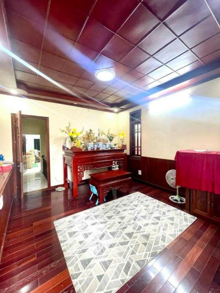 Nhà 80m² phân lô, Vạn Phúc, Hà Đông- Cô chú cán bộ về hưu tự xây, view Himlam