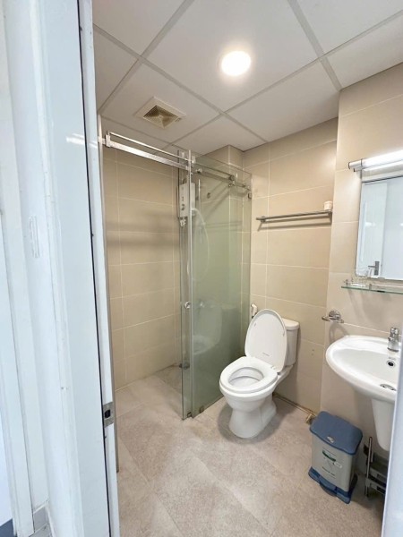 Cho thuê chung cư Bàu Cát, Hồng Lạc, TB: 2p ngủ rộng, 2wc 80m2 10tr5