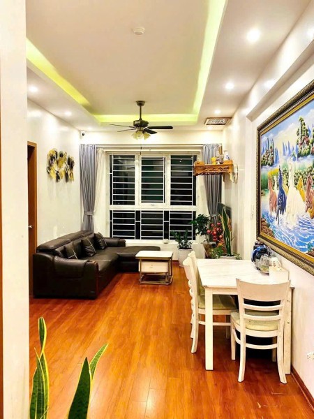 Chính chủ bán căn hộ 2n 67m2 nội thất đẹp KĐT Thanh Hà - Giá tốt nhất cùng phân khúc