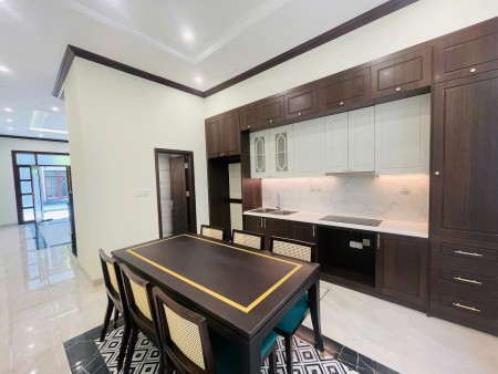 Cho thuê nhà biệt thự tứ lập 4PN tại Vinhome Ocean Park 2 3, full nội thất – view đẹp