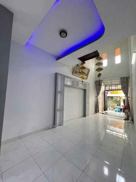 Nhà ngay Tên Lửa Bình Trị Đông, Nhà Mới Thoáng Mát, 2 Tầng, diện tích 53m². Chỉ Hơn 3 Tỷ