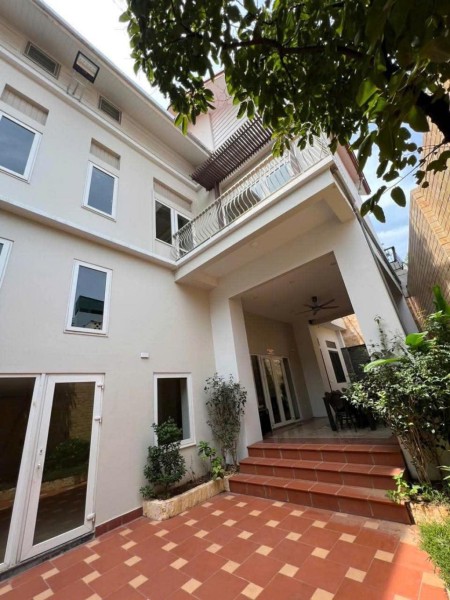 Đi đến slide 7