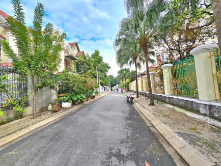 Bán biệt thự view sông Tân Quy Đông, Q7