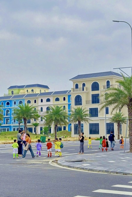 Cần bán căn shophouse 4 tầng LaCELIA City - Khu Đô Thị Bảo Ninh 2, TP Đồng Hới, Quảng Bình