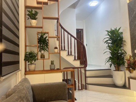 Bán gấp nhà Mậu Lương, Kiến Hưng, Hà Đông – 46m², 5 tầng – Giá chỉ 5.45 tỷ