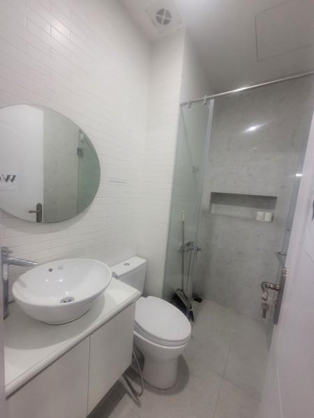 CHo thuê sàn văn phòng chỉ 7 triệu tại Vinhomes Marina