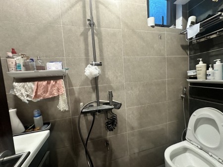 Bán nhà Tân Ấp, lô góc, nhiều tiện ích, 24 m2, 8.5 tỷ