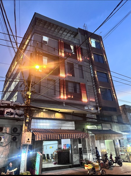 CHDV VIP, binh dan, giá rẻ, 2tr5 - 3tr, full nội thất, view đẹp, cọc 2tr, 24/24, thang máy