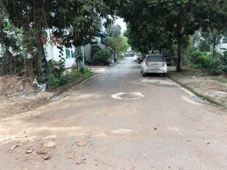 Chỉ 13,5 tỷ có 50m² đất – Phân lô, vỉa hè rộng, ô tô tránh – Gần công viên